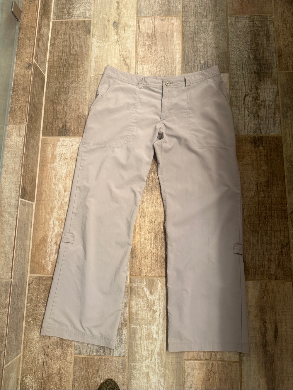 Patagonia Pants Womens 12 Grey Inter-Continental Outdoor Hiking Casual Preppy - Picture 2 of 12